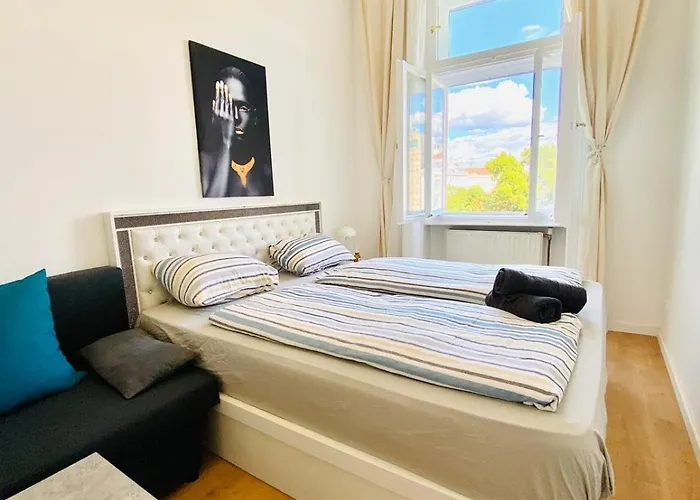 Daire Comfortable 5br 7 Min To Westbahnhof