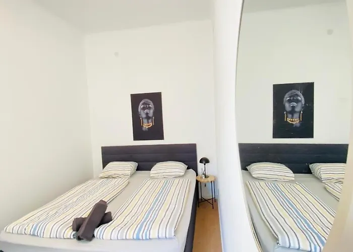 Comfortable 5br 7 Min To Westbahnhof Daire
