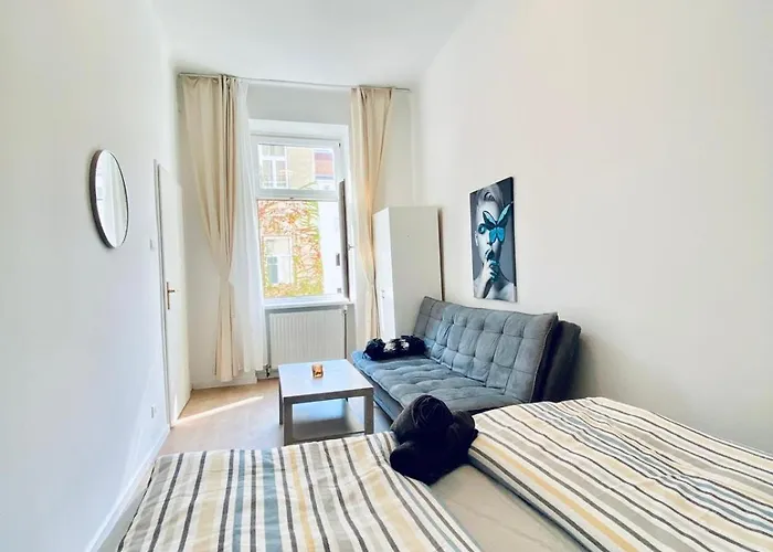 Daire Comfortable 5br 7 Min To Westbahnhof *