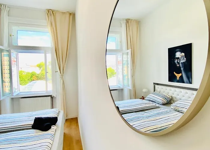 Comfortable 5br 7 Min To Westbahnhof Daire Viyana