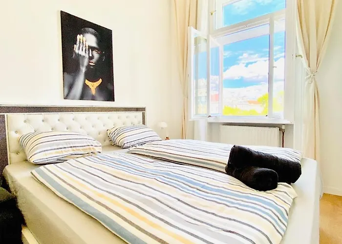 Comfortable 5br 7 Min To Westbahnhof *