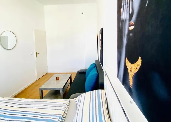 Comfortable 5br 7 Min To Westbahnhof Viyana