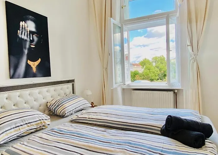Comfortable 5br 7 Min To Westbahnhof