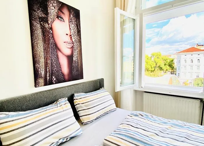Comfortable 5br 7 Min To Westbahnhof Daire